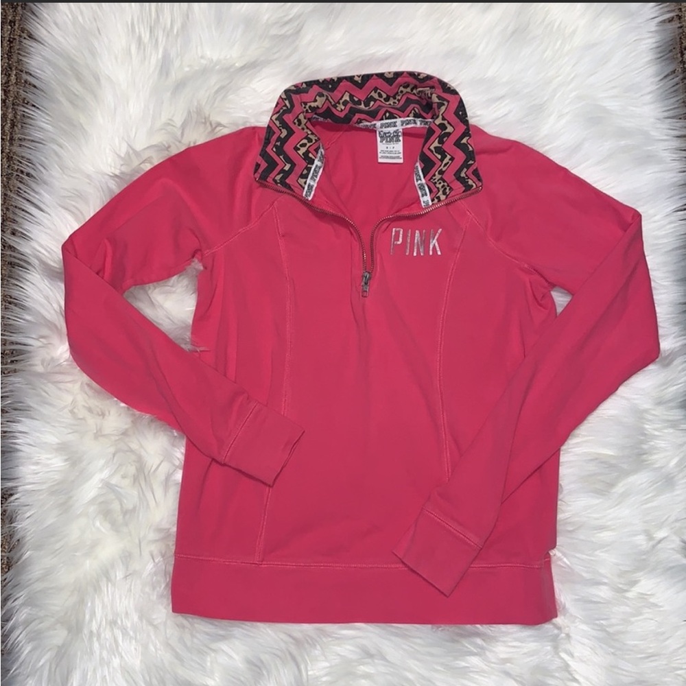 5 for $25🎈 Vs pink quarter zip
